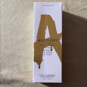 Gold and White Radiance Skincare Mask